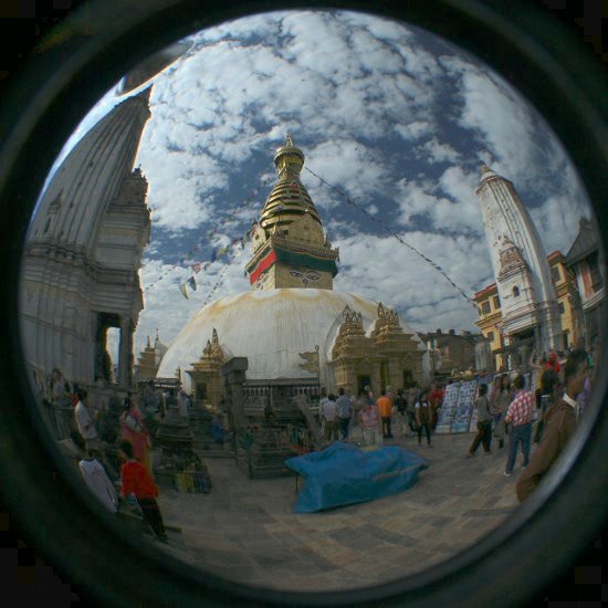 Die Stupa des Monkey Temple durch ein Fisheye gesehen